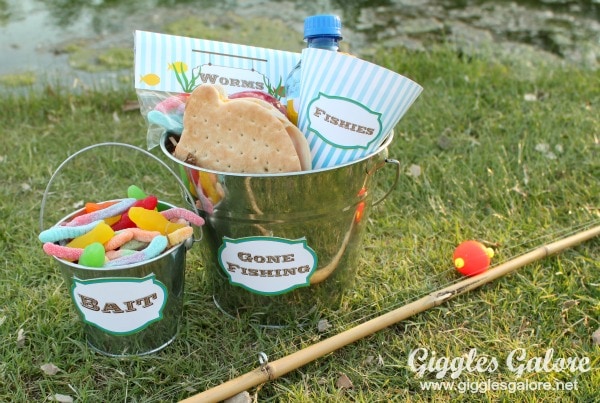 {DIY Tutorial} Fishing Pole By Giggles Galore