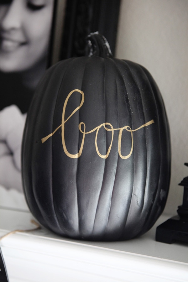 Halloween Home Tour with Jenny Collier on A Blissful Nest