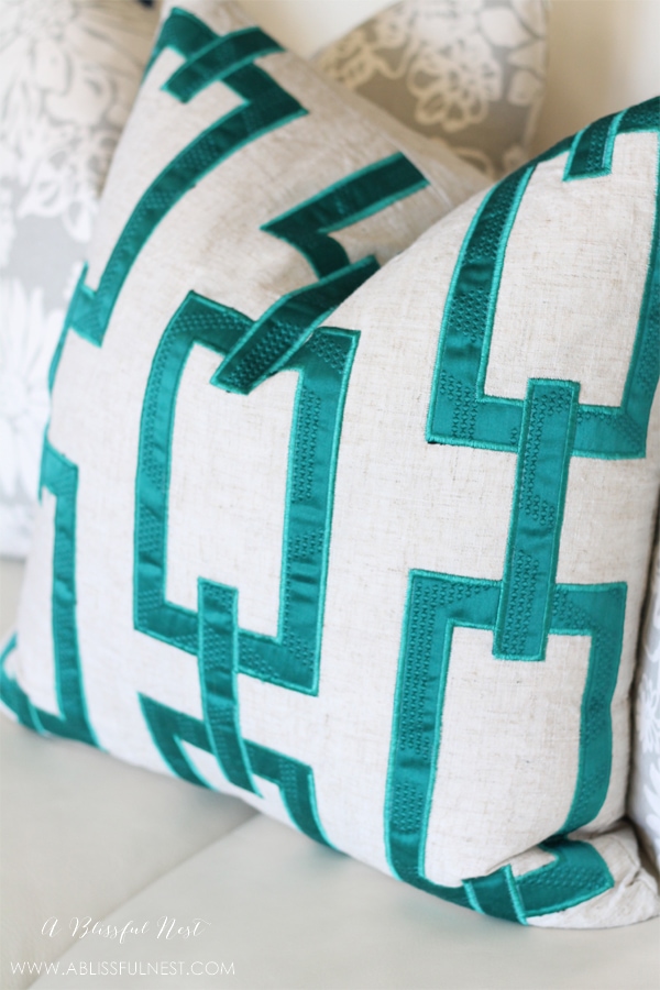 Pillow Styling Tips by A Blissful Nest