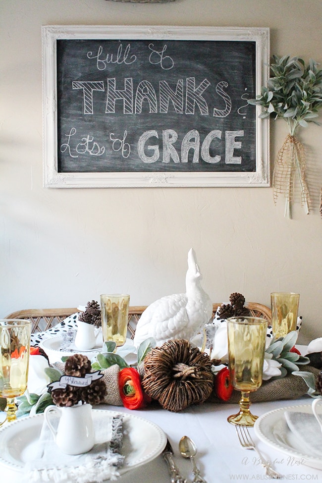 A Fresh & Approachable Thanksgiving Table Setting - Thou Swell