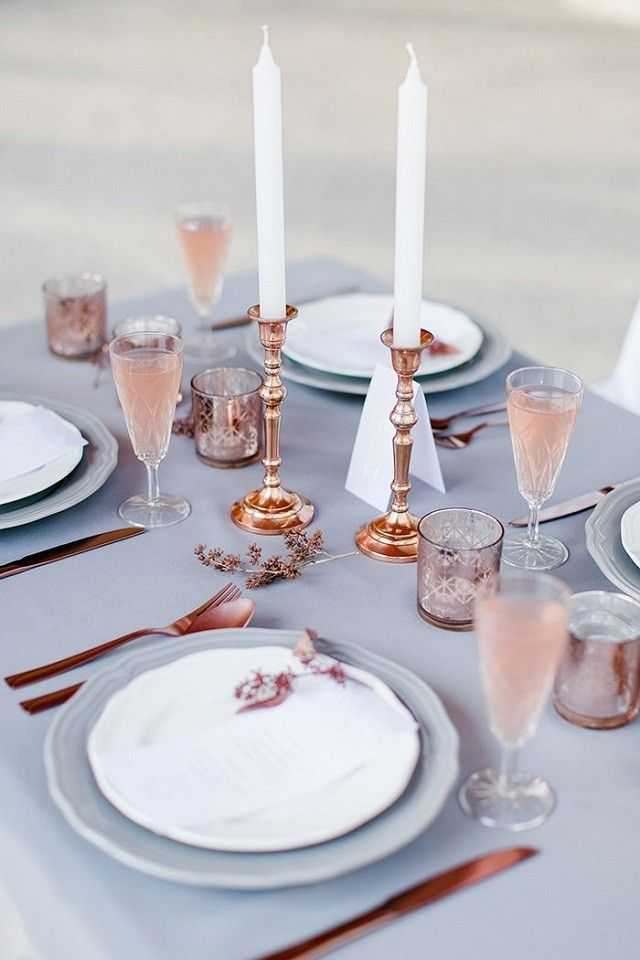 The Pantone color of the year is so pretty even used for entertaining! Serenity and rose quartz are gorgeous together!