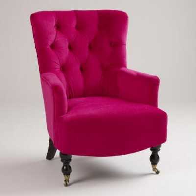 Adore the color & tufting on this accent chair! 25 of the best affordable accent chairs on ablissfulnest.com