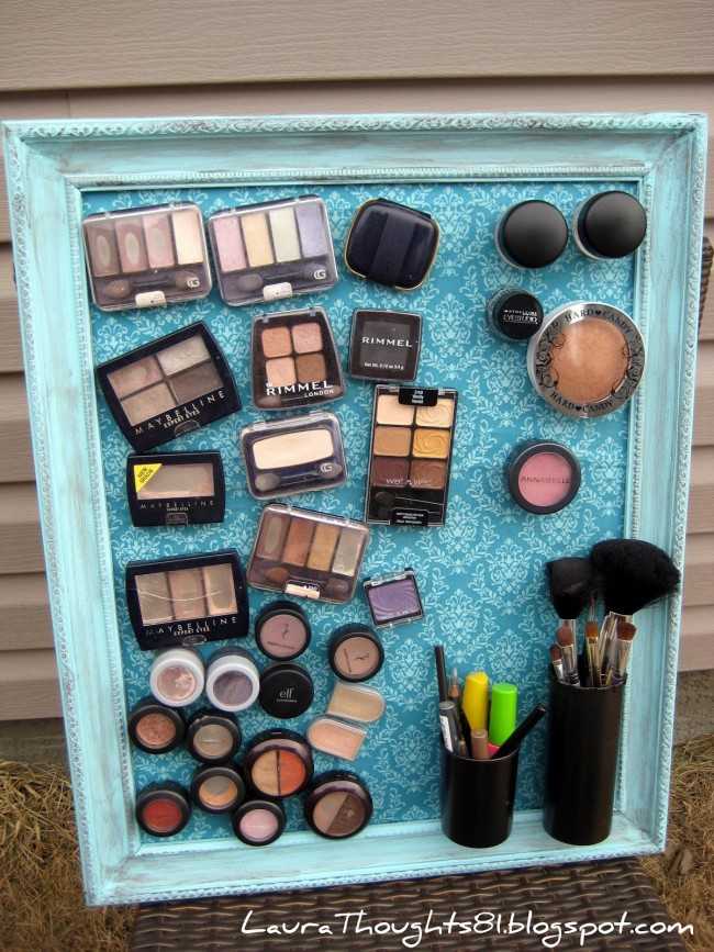 Makeup Magnet Board by Laura Thoughts
