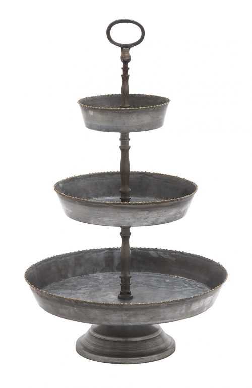 This metal galvanized tray would look great in a bathroom or kitchen as a planter or fruit stand!