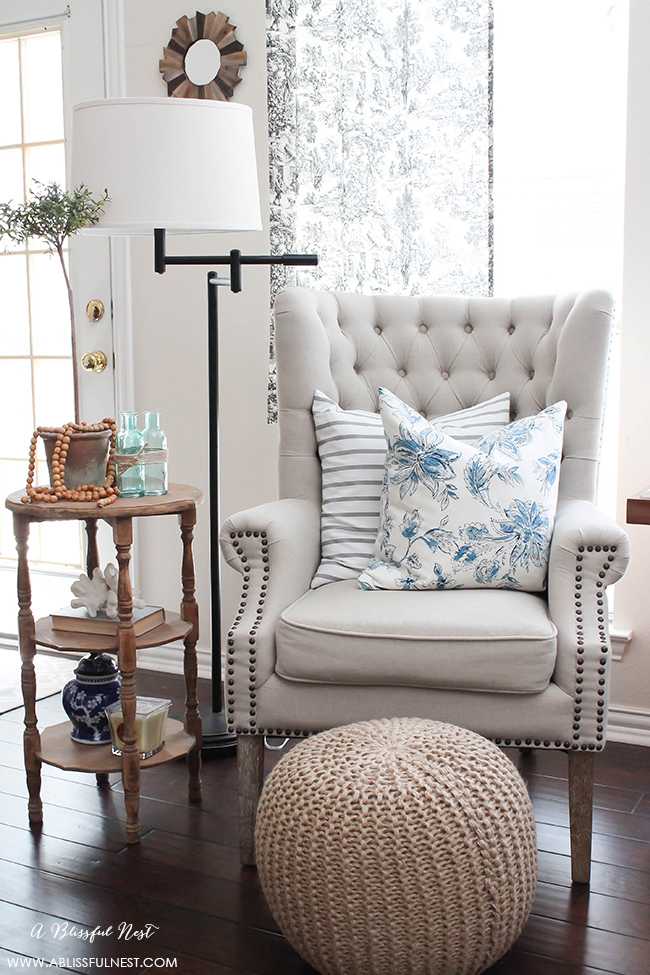 Adding texture to your home does not have to be hard. Snag our tips and create a warm and inviting space! By A Blissful Nest http//:ablissfulnest.com #interiordesign #designtips #homedecor #farmhouse #farmhousestyle #farmhousedecor