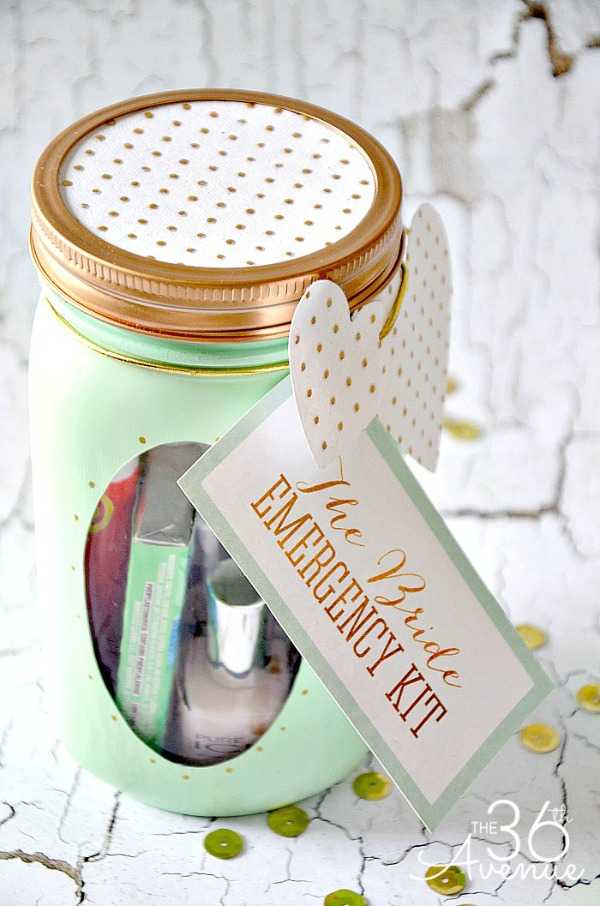 Bride Emergency Kit, 20 Ways to Use Mason Jars 