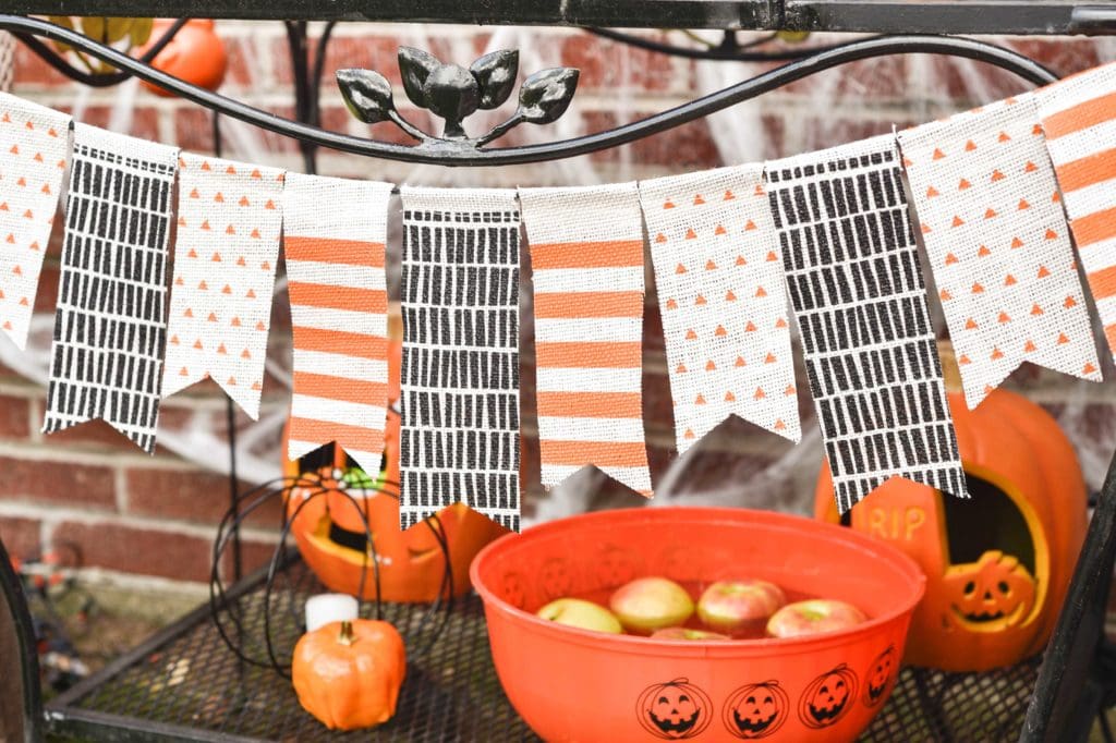 This Halloween Bar Cart isn't only for adults, this adorable cart is kid-friendly and oh so fun! Such a great way to celebrate this fun holiday! https://ablissfulnest.com/ #Halloween #Entertaining #HalloweenParty