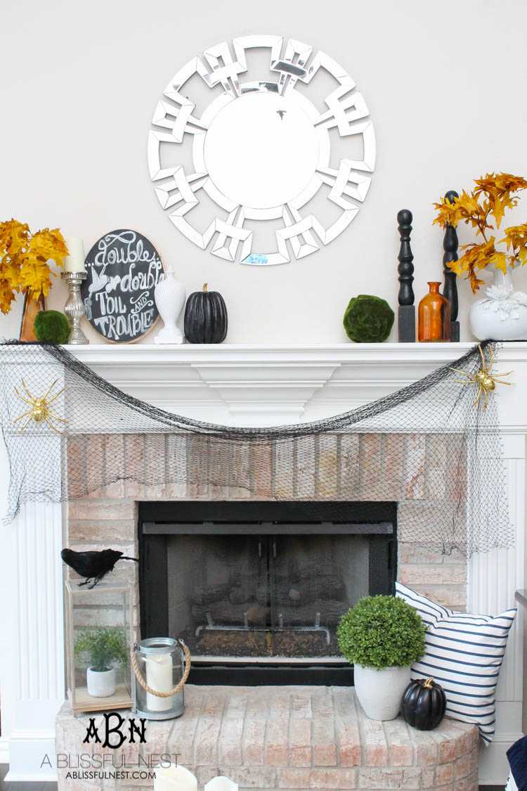 Get 20 tips on how to decorate for Halloween from some of the top home bloggers! These tips are amazing! https://ablissfulnest.com/ #halloweendecor #halloweendecorating