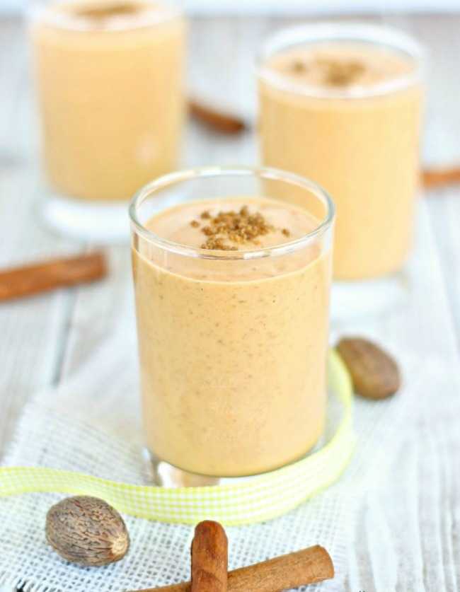 Skinny Pumpkin Pie Shake |25 Pumpkin Recipes that you need to try this fall! From french toast to cupcakes, there is a pumpkin recipe for everyone! https://ablissfulnest.com/ #pumpkin #recipes #fall