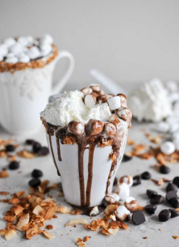 These are the 10 Best Hot Cocoa Recipes around! Find them all at https://ablissfulnest.com/ #HotCocoa #HotChocolate #HotChocolateRecipes