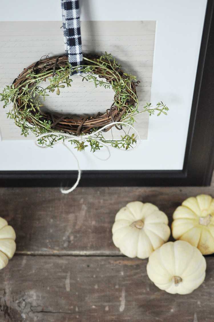 How to Make a Beautiful Christmas Grapevine Wreath - A Blissful Nest