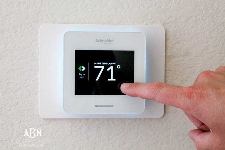 Gain control of your home and energy bill with this amazing thermostat by Wiser. Come see what all the fuss is about and why you NEED this in your home. https://ablissfulnest.com #WiserAir #ad #LifeisOn