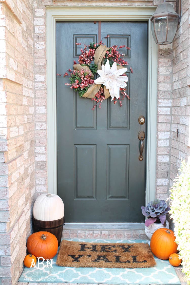 Get your home ready for the holidays with a simple and easy update. I ADORE Schlage hardware and its stylish look and secure features! See more on https://ablissfulnest.com/ 