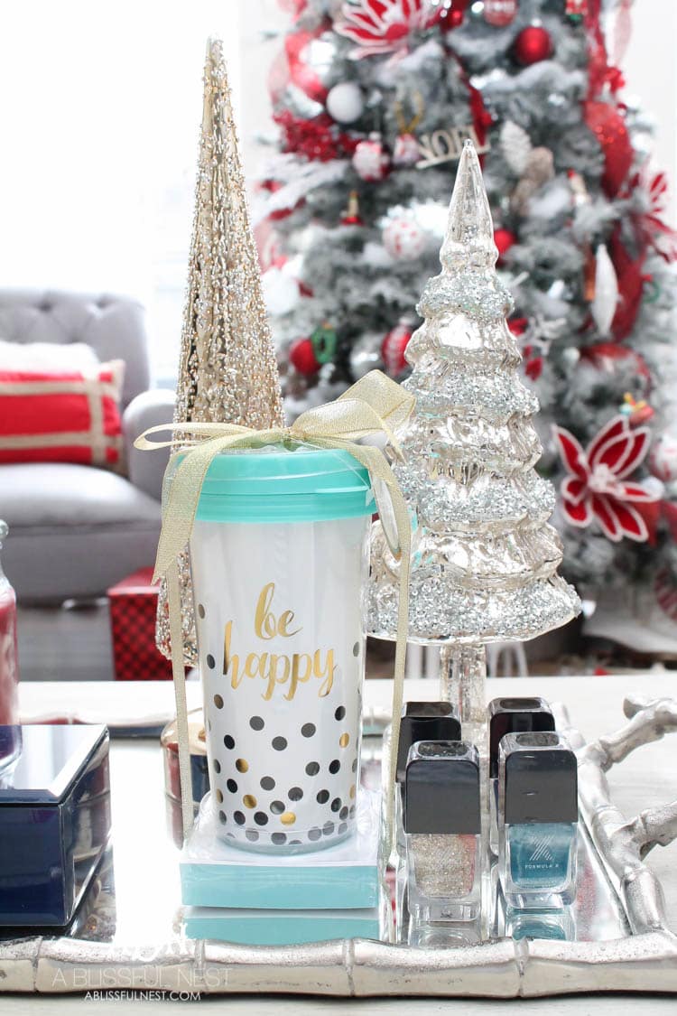JCPenney has the most meaningful and affordable gifts this year for Christmas. Grab my ideas on the must-have items to pick up from your local store! See more on https://ablissfulnest.com/ #ad #JoyWorthGiving 