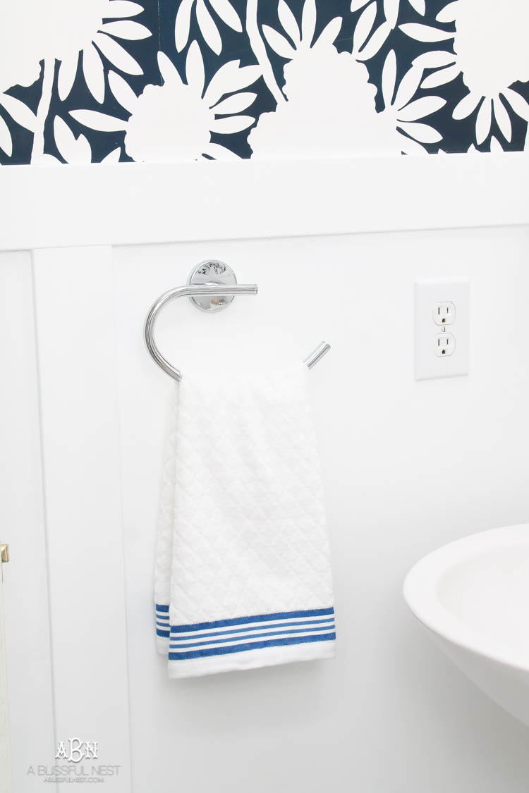 This is such a huge transformation on this bathroom with not many updates. Checkout how with a few simple changes you can get a wow factor bathroom remodel. See more on https://ablissfulnest.com/ #bathroomremodel #bathroommakeover #ad #deltafaucet