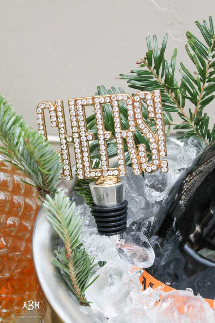 These are such great ideas to transition your Christmas décor into celebrating New Years Eve! Love all the gold and sparkly accents! See more on https://ablissfulnest.com/ #newyearseve #newyearsbarcart #ad #Pier1Love