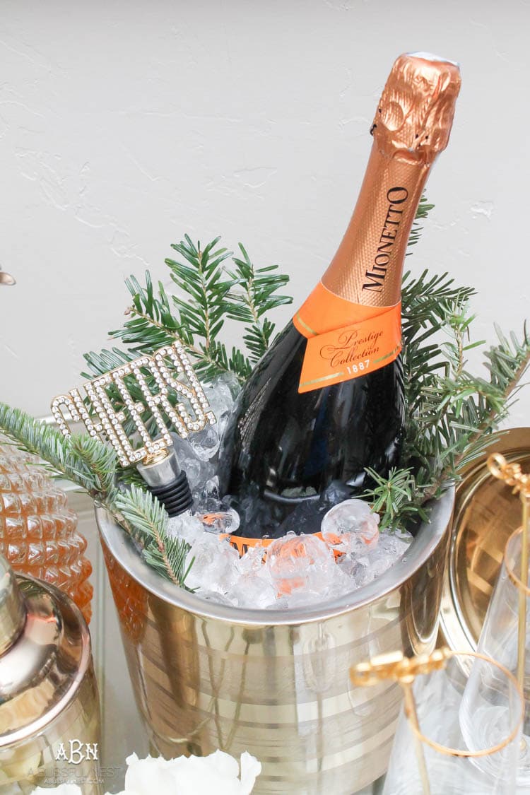 These are such great ideas to transition your Christmas décor into celebrating New Years Eve! Love all the gold and sparkly accents! See more on https://ablissfulnest.com/ #newyearseve #newyearsbarcart #ad #Pier1Love