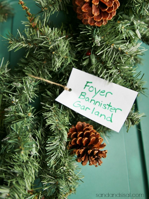 Christmas Decoration Storage solutions - don't forget where your wreaths belong by tagging with locations. 