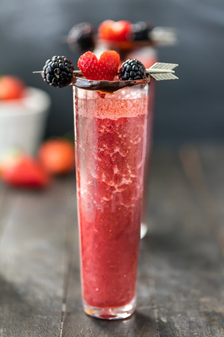 20 Delicious Valentine's Day Cocktail Recipes with Lots of Love!