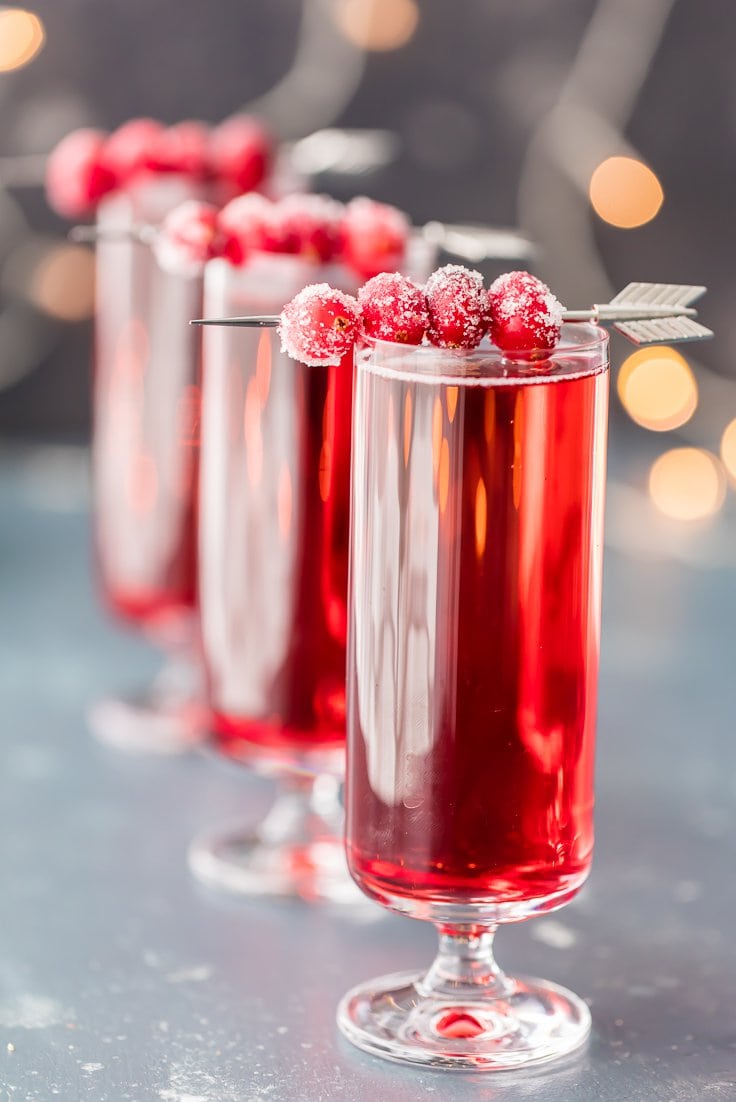 These all look so delicious! 10 Valentine's Day cocktail recipes to make for your hubby. See more on https://ablissfulnest.com/ #valentinesday #valentinesdaycocktail #cocktailrecipe