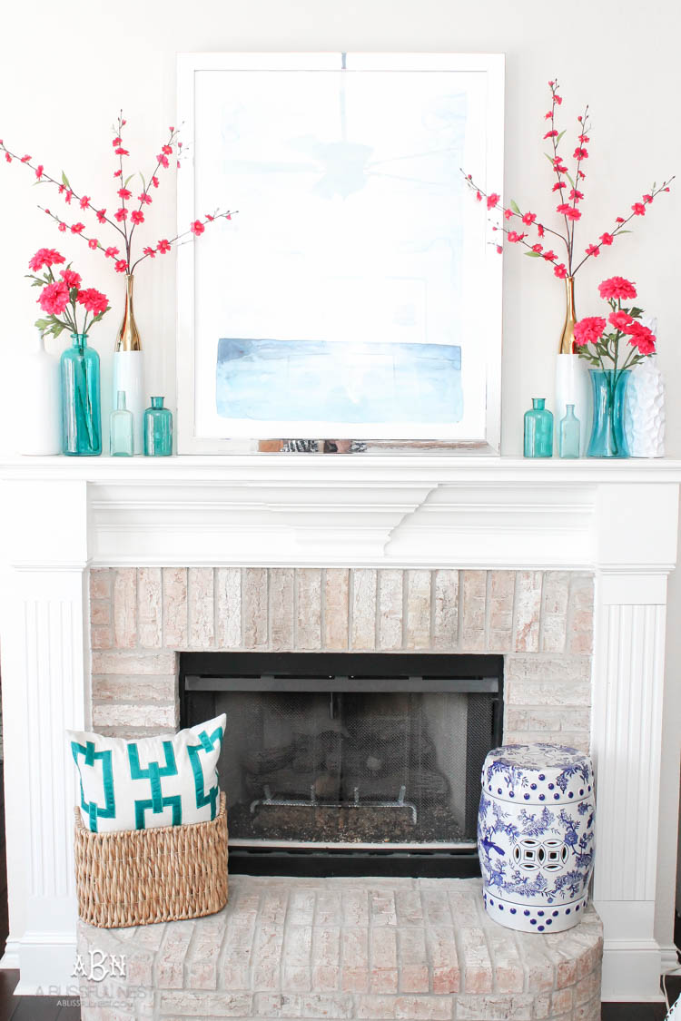 It's time to redecorate for spring! Love this fresh and inviting spring living room! See more on https://ablissfulnest.com/ #springdecorating #livingroom