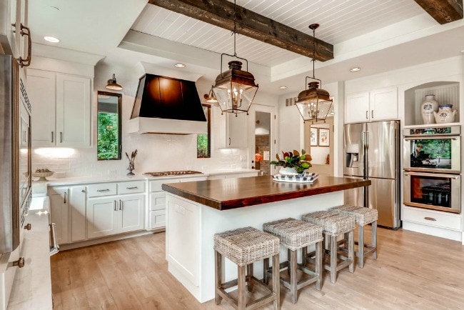  Modern Farmhouse Kitchens for Gorgeous Fixer Upper Style 