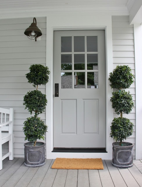 front-door-paint-colors-to-create-gorgeous-curb-appeal