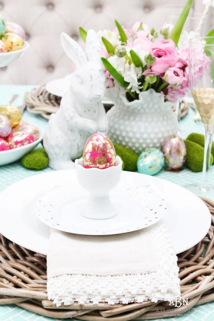 Bright & Colorful Easter Table Decor Ideas with Pops of Gold