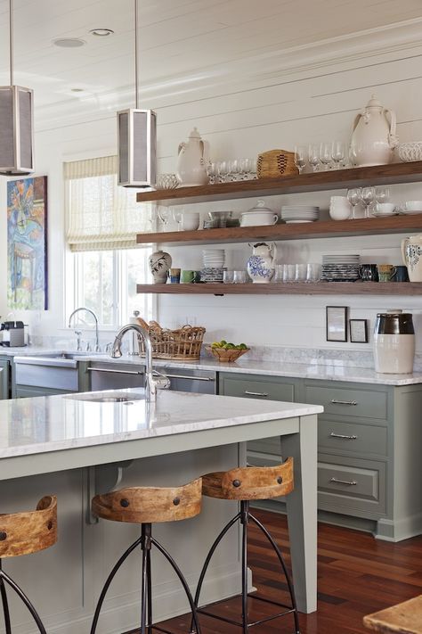 There are many ways and simple ideas to add warmth to your all white kitchen. Visit https://ablissfulnest.com/ to find out how! #interiors #kitchens #designertips