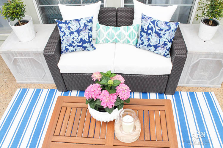 Outdoor Patio Decor: Simple & Pretty Summer Refresh