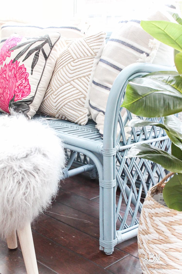 This is such an amazing transformation on this DIY rattan bench makeover! I love the new Devine paint colors from Target!! #ad #DevineTargetStyle