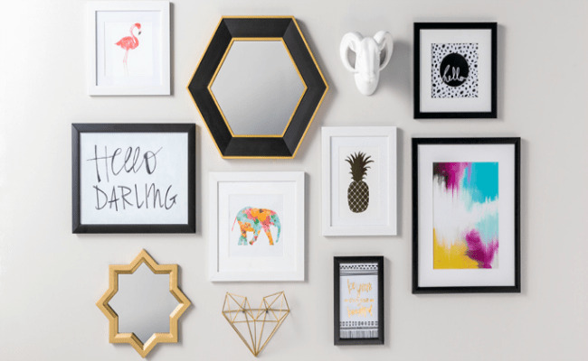 Tackle that blank wall and get inspired with these 20 gallery wall design ideas! 