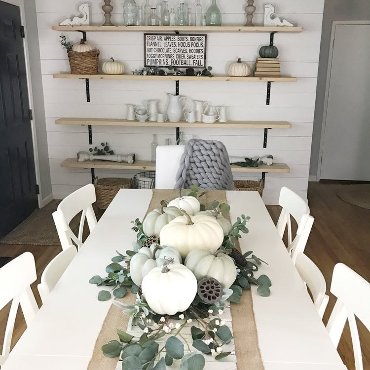 A Simple Fall Table for Thanksgiving