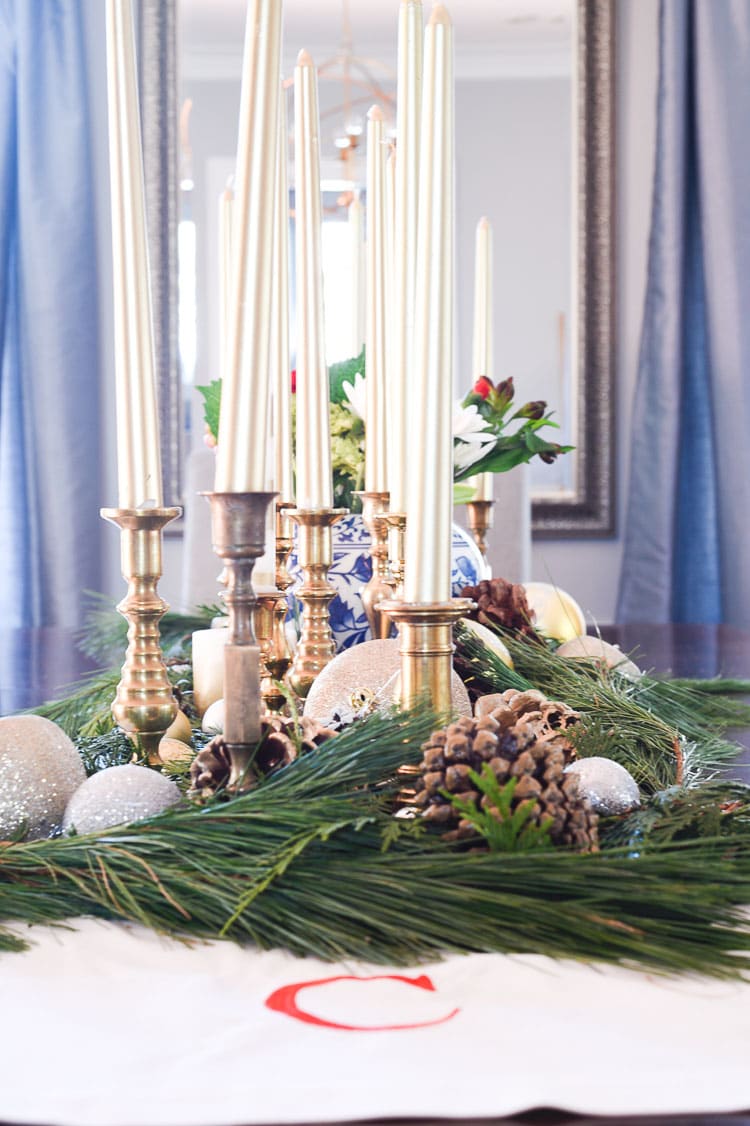 How to style your holiday table and mantel with vintage inspired holiday décor pieces, for more visit https://ablissfulnest.com #holidaydecor #holidaytablescape #holidaymantel