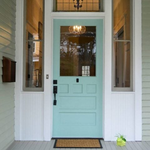 Do you love the color turquoise but don&rsquo;t know how to add it into your home decor? We&rsquo;ve got design tips just for you on how to use turquoise in your home and paint colors to choose from. Check out A Blissful Nest for more details. https://ablissfulnest.com/ #designtips #interiordesign #turquoisedecor #paintcolor #turquoisepaintcolor #blue #turquoise #aqua