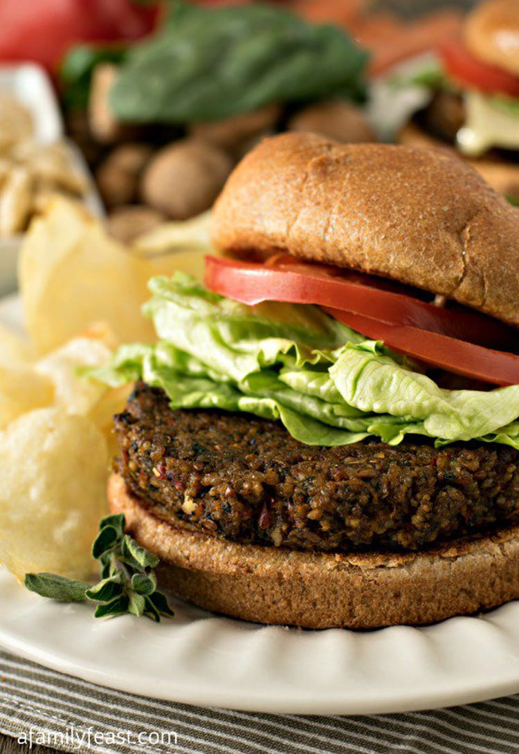 Going gluten free doesn't mean you have to give up yummy juicy hamburgers! #glutenfree #glutenfreerecipe
