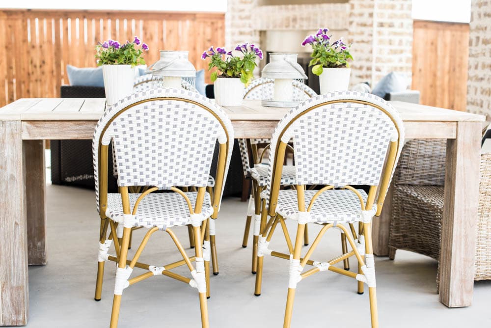 Even if you have a small backyard patio, you can still get big impact with these great tips! #outdoorpatio #backyardideas #patio #backyardideas