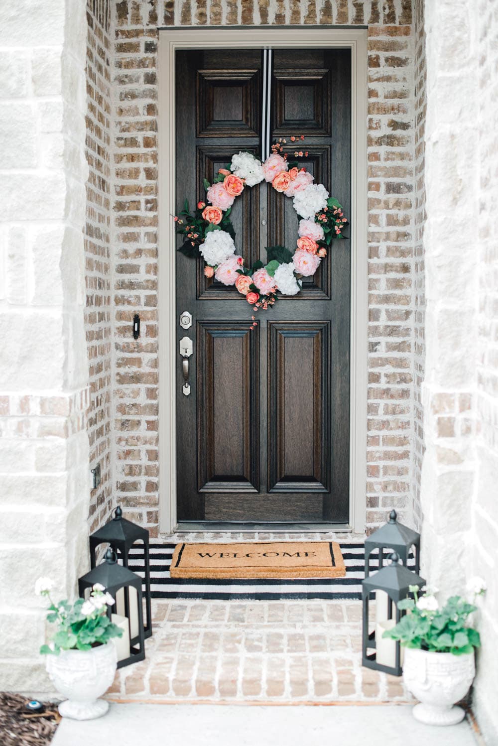 Easy steps to make this gorgeous peony flower wreath. #springwreath #diytutorial #flowerwreath #wreathtutorial