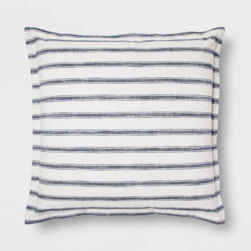 Love this reversible pillow for summer!