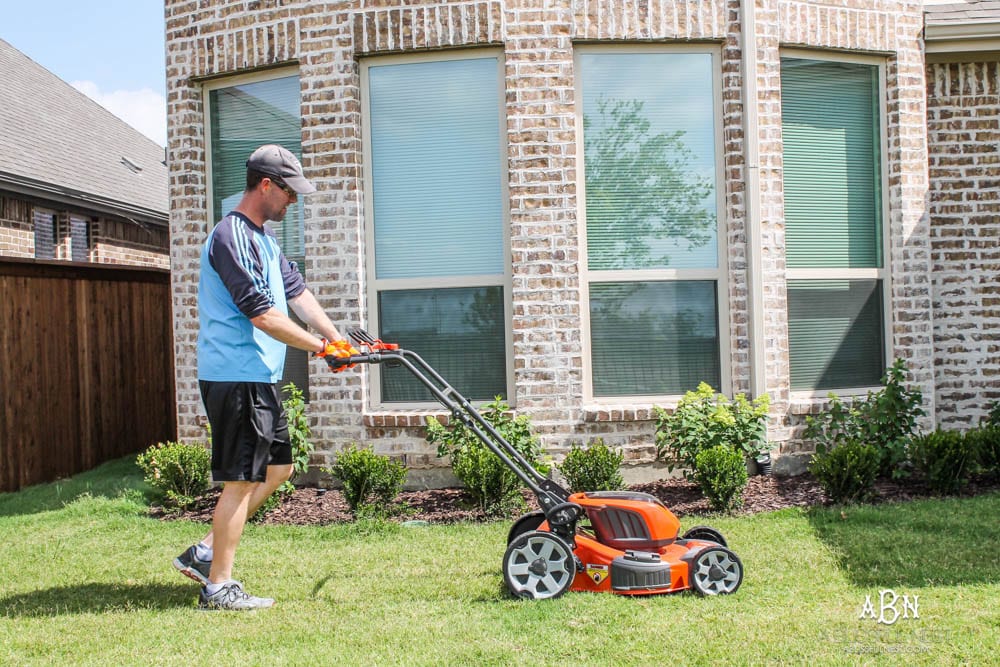 A small backyard makeover before and after with ideas on small backyard landscaping ideas. #ad #husqvarna #backyardideas #brickhouse #landscaping