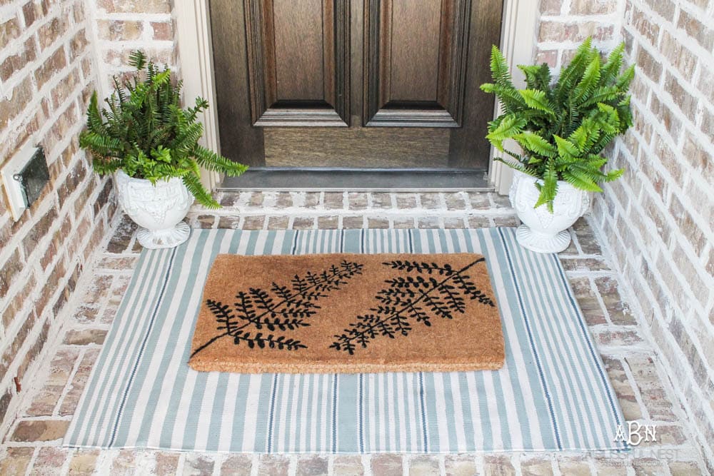 Summer Front Entryway Decorating Ideas