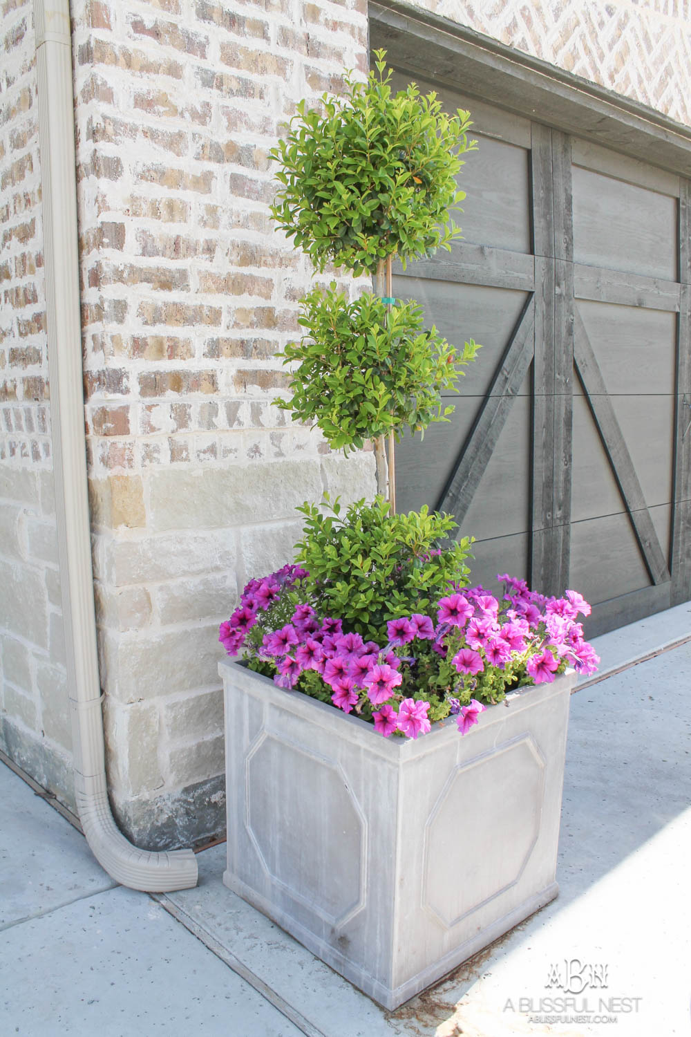 Summer Front Entryway Decorating Ideas