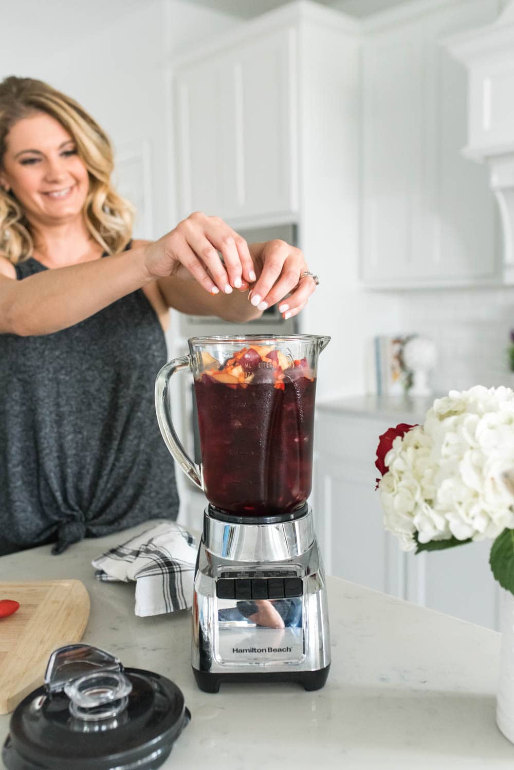 A delicious Spicy Wine Frosé Cocktail Recipe to celebrate a girls night in to watch Book Club! #ad #Bookclub