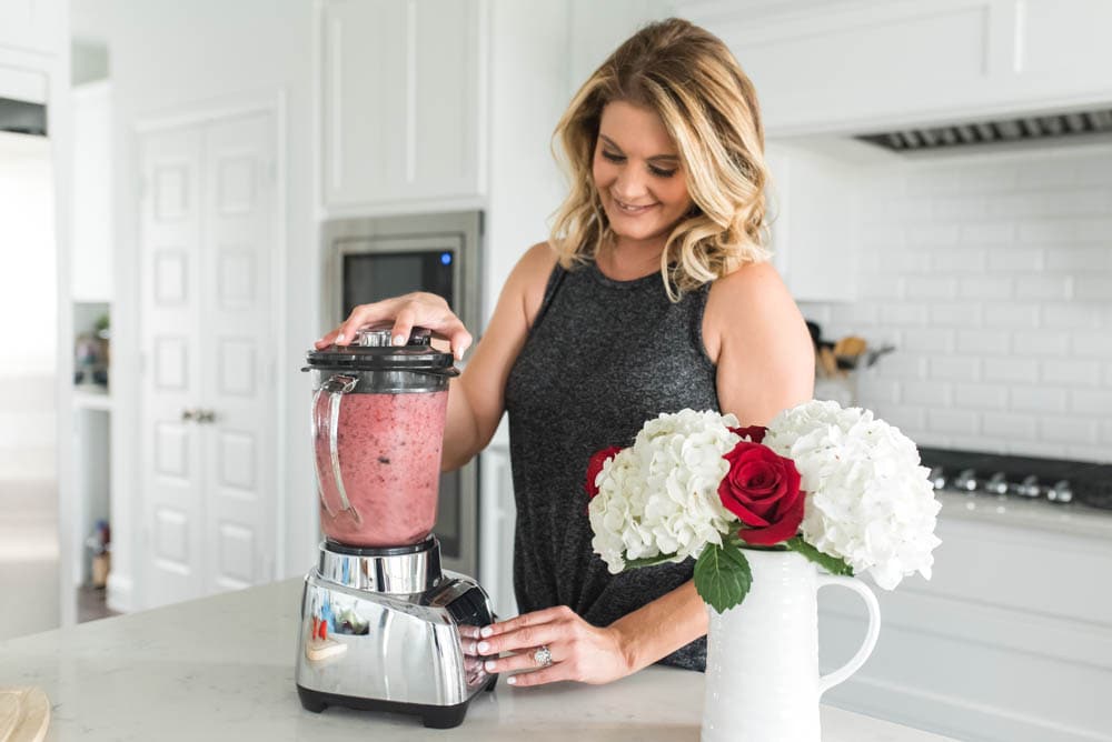 A delicious Spicy Wine Frosé Cocktail Recipe to celebrate a girls night in to watch Book Club! #ad #Bookclub