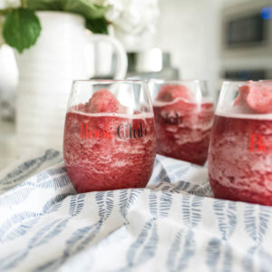 A delicious Spicy Wine Frosé Cocktail Recipe to celebrate a girls night in to watch Bookclub! #ad #Bookclub