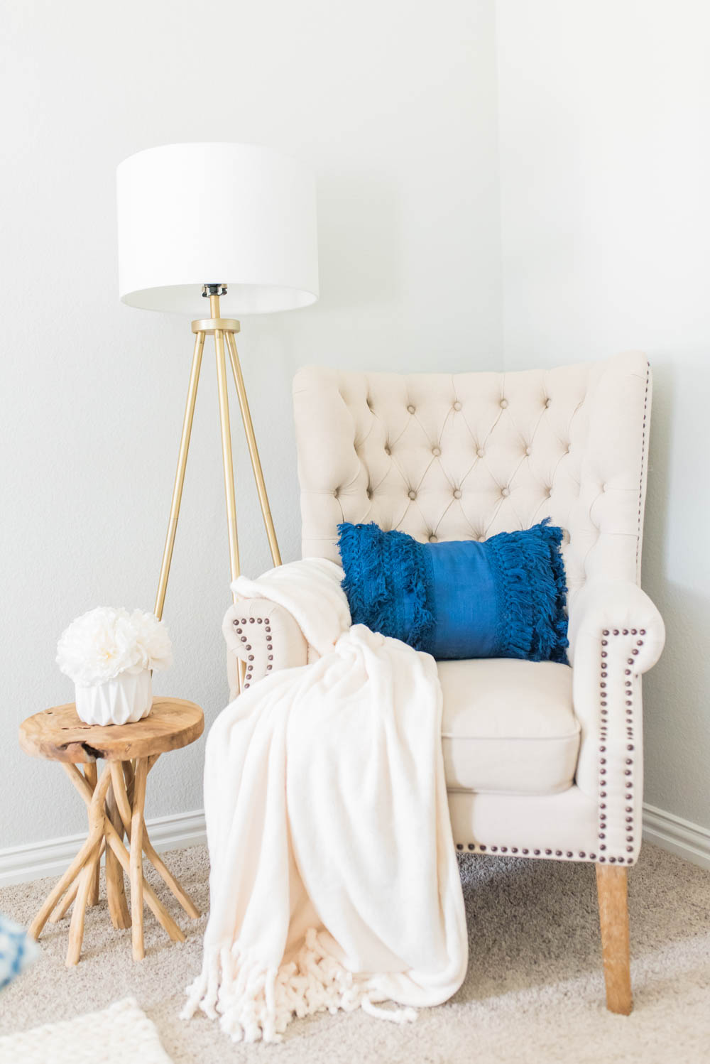 Blue and White Coastal Guest Bedroom Reveal #guestbedroom #bedroomideas #ABlissfulNest