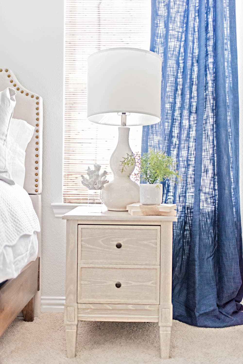 Blue and White Coastal Guest Bedroom Reveal #guestbedroom #bedroomideas #ABlissfulNest