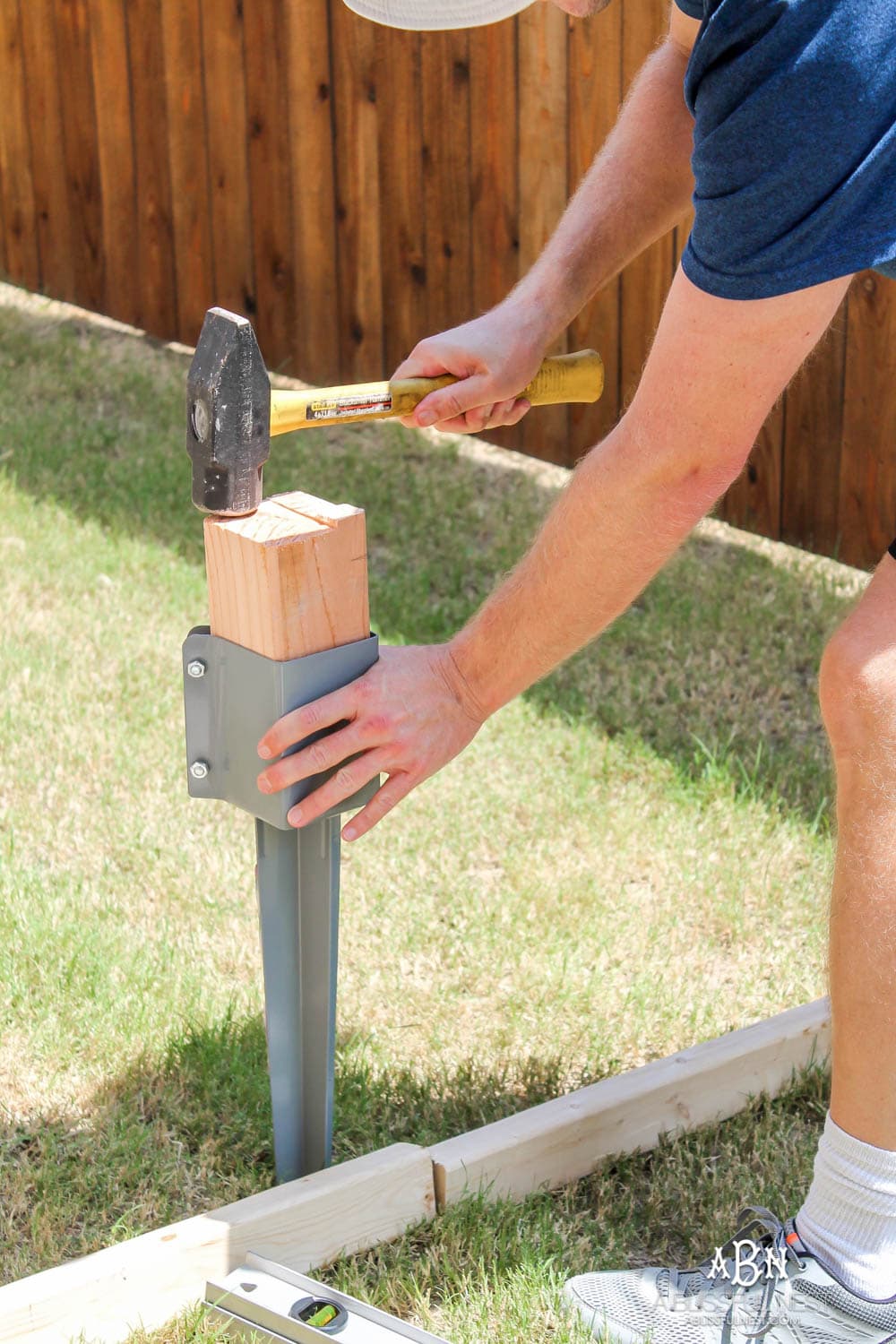 Follow our simple steps to recreate this dog gate for your own backyard with this essential gate kit from National Hardware. #ad #NationalHardware