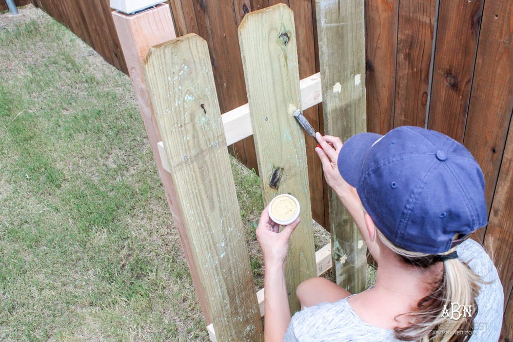 Follow our simple steps to recreate this dog gate for your own backyard with this essential gate kit from National Hardware. #ad #NationalHardware