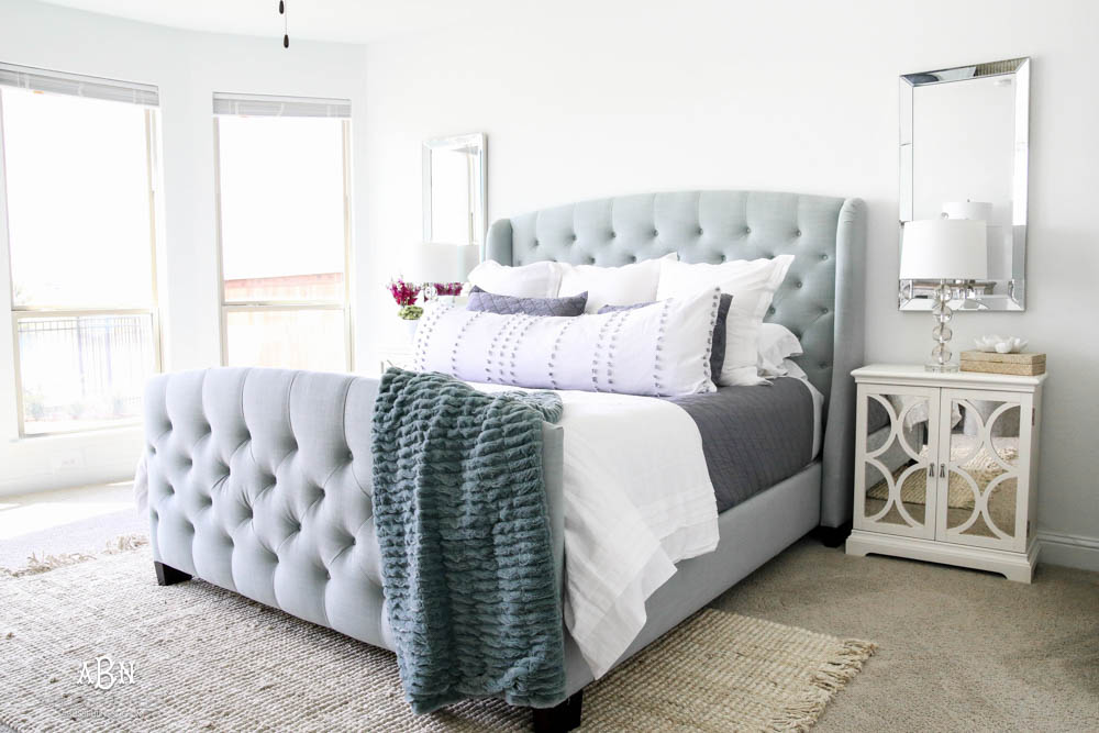 My tips on the well made bed and how to achieve a great night of sleep. #ad #craneandcanopy #bedroomideas #bedroomdecor
